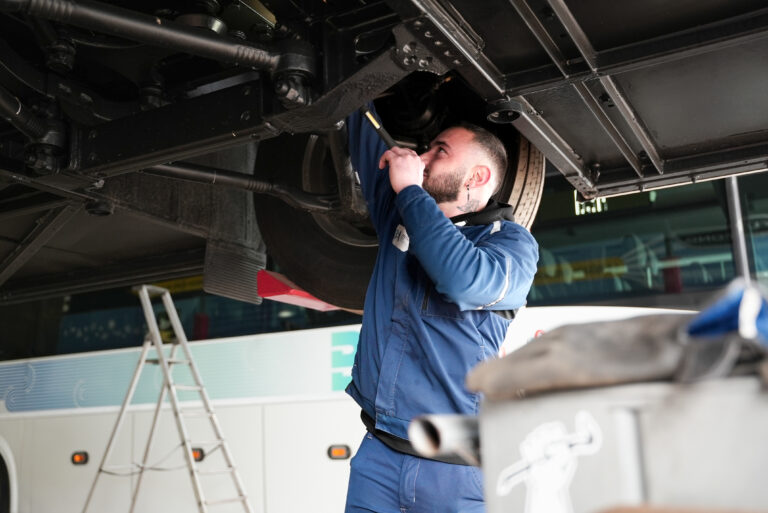 bretagne sud autocars caudan maintenance technique